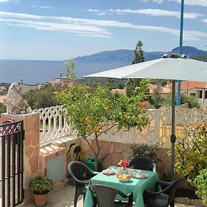 Limone , Cala Gonone Italia